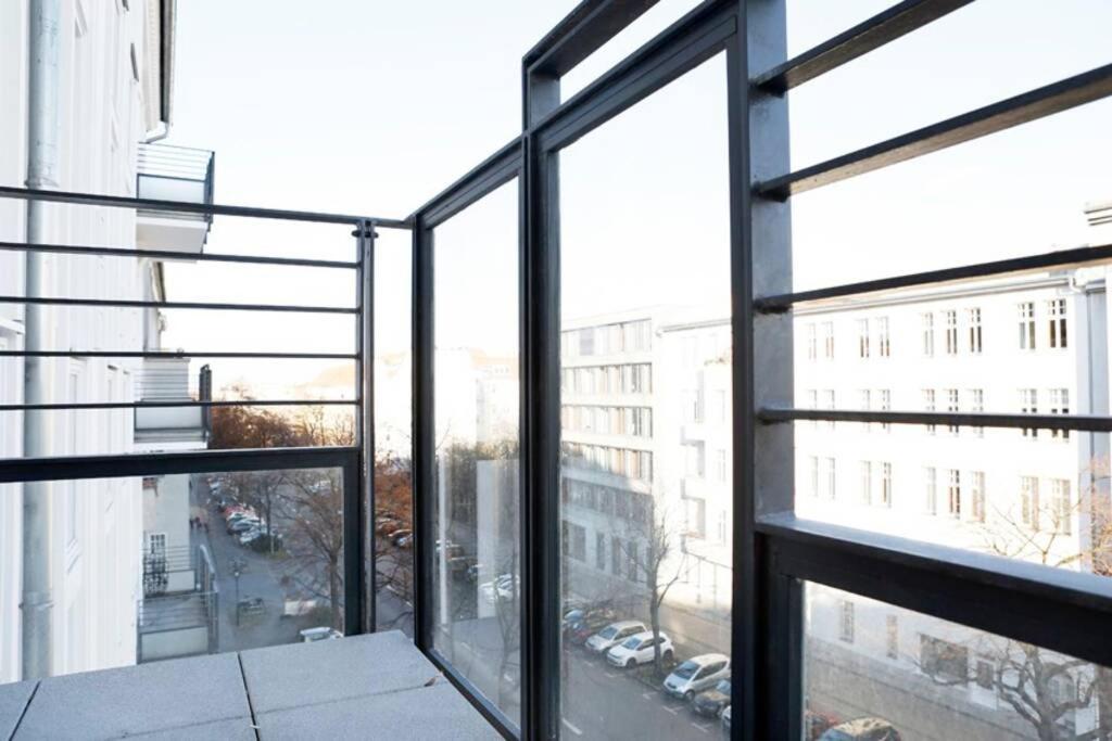 Sc 05 By Rockchair Apartments L Superhost Status L 2 Bedrooms Boxspringbeds Balcony Elevator - Cozy Family & Business Flair Welcomes You! Berlin Bagian luar foto